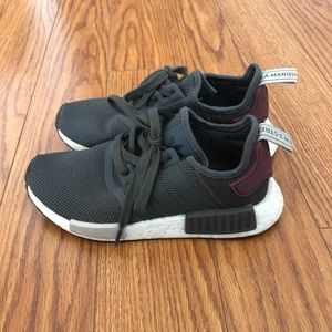 ADIDAS NMD RARE GREEN SIZE 5